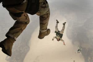 Peut-on se reconvertir professionnellement après l’armée ?